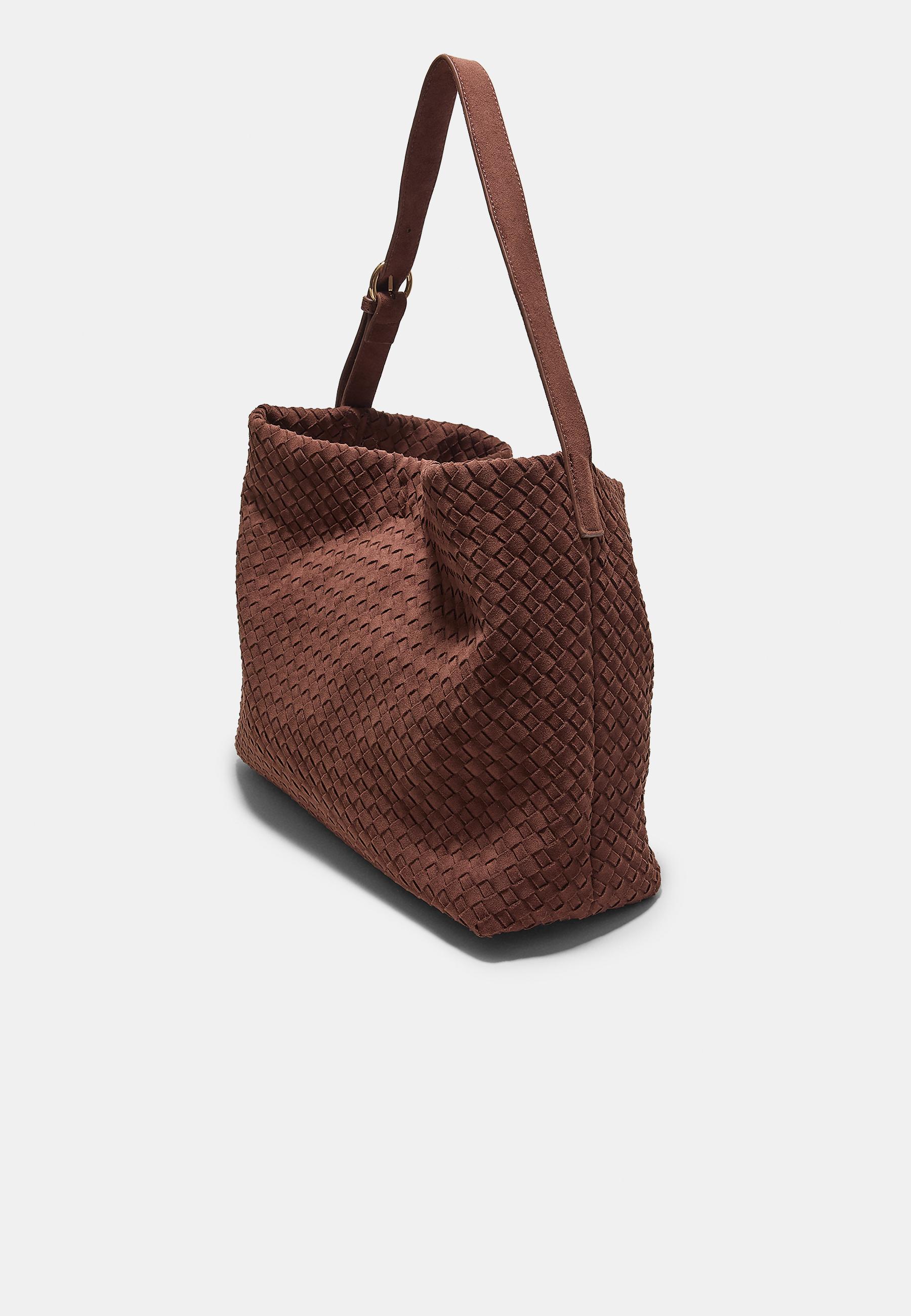 Braided shoulder bag — Brown