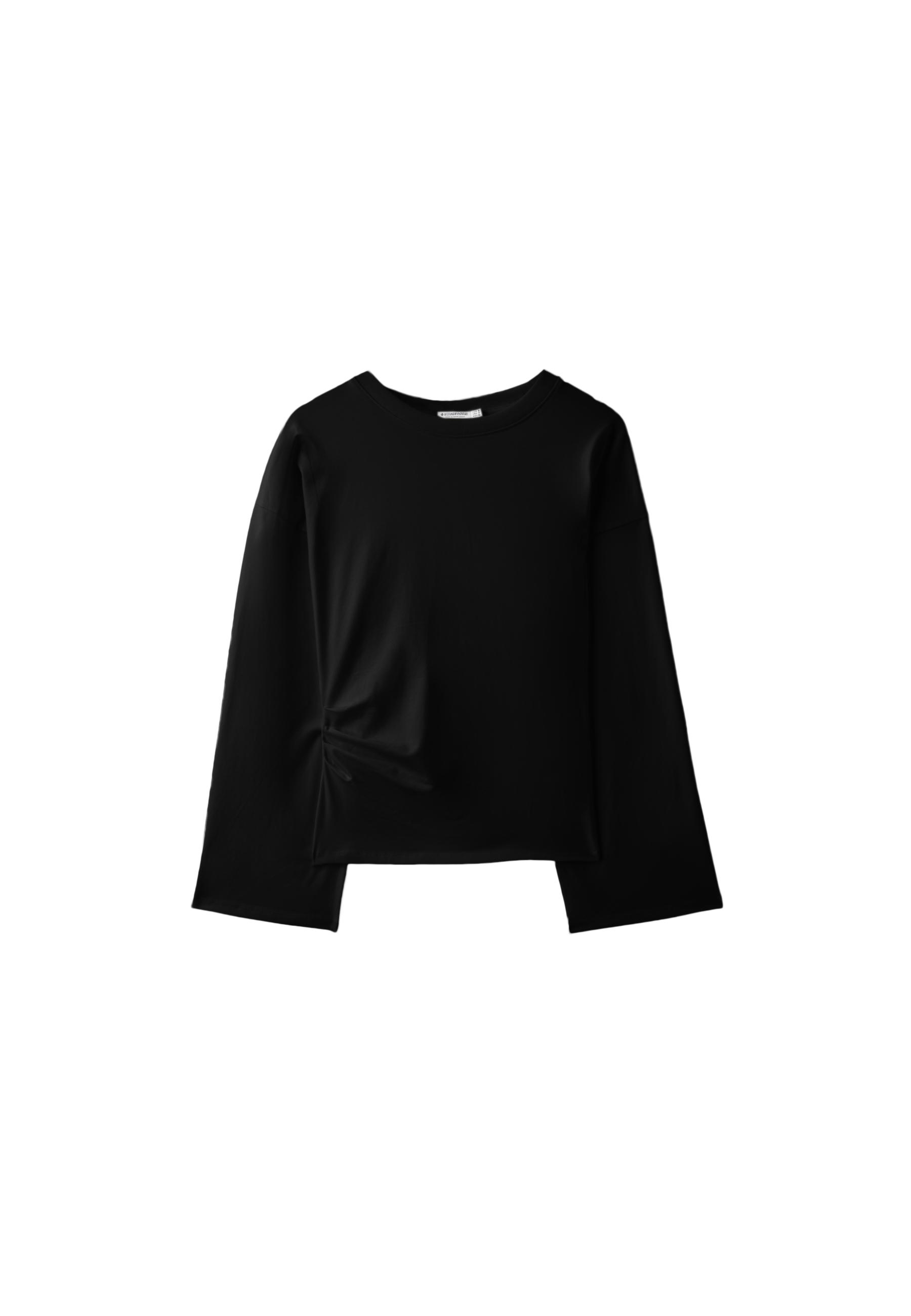 B11 Japanese-inspired long sleeve fitted waist T-shirt — Black