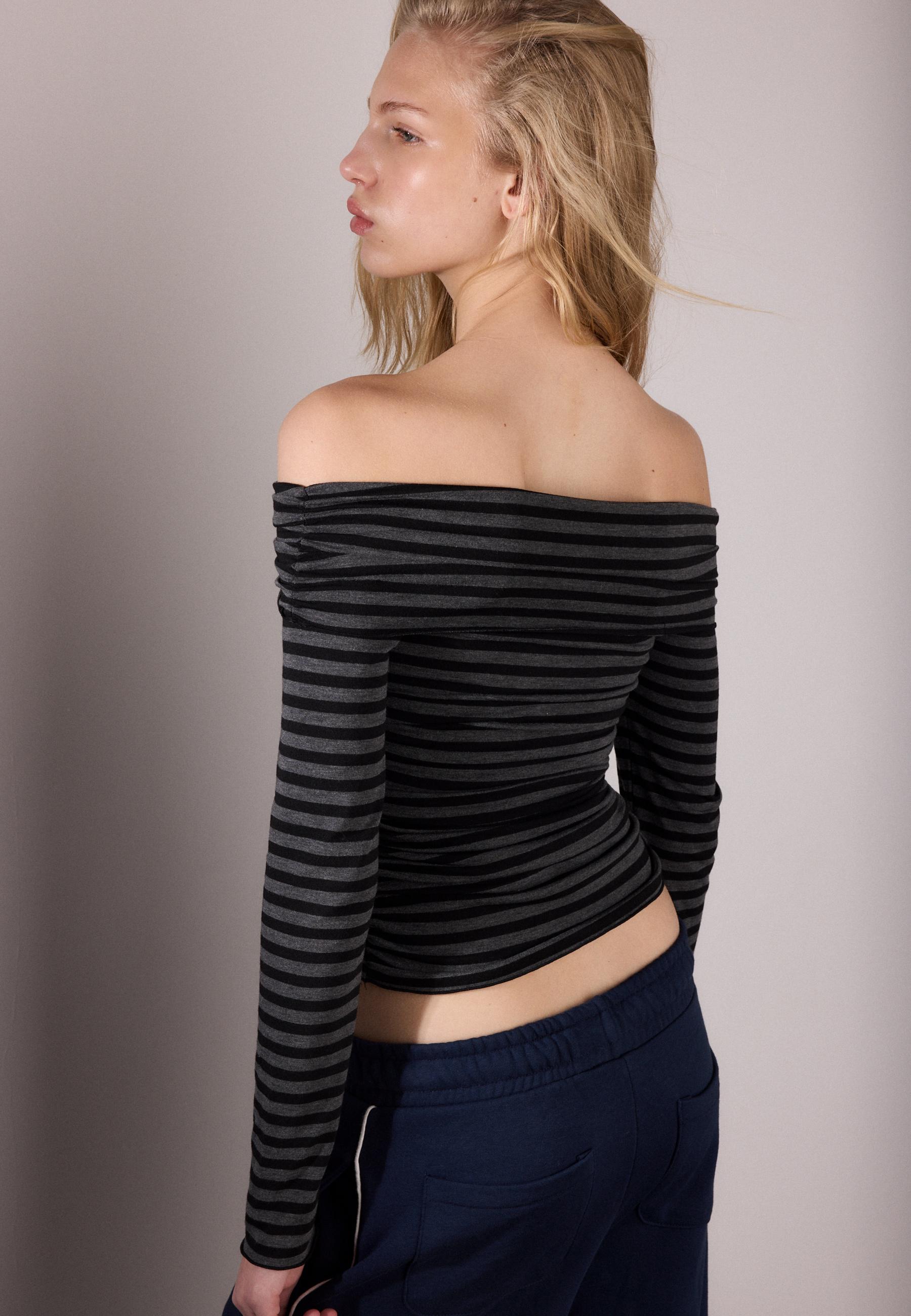 Striped Gathered Cold Shoulder T-shirt — Dark grey