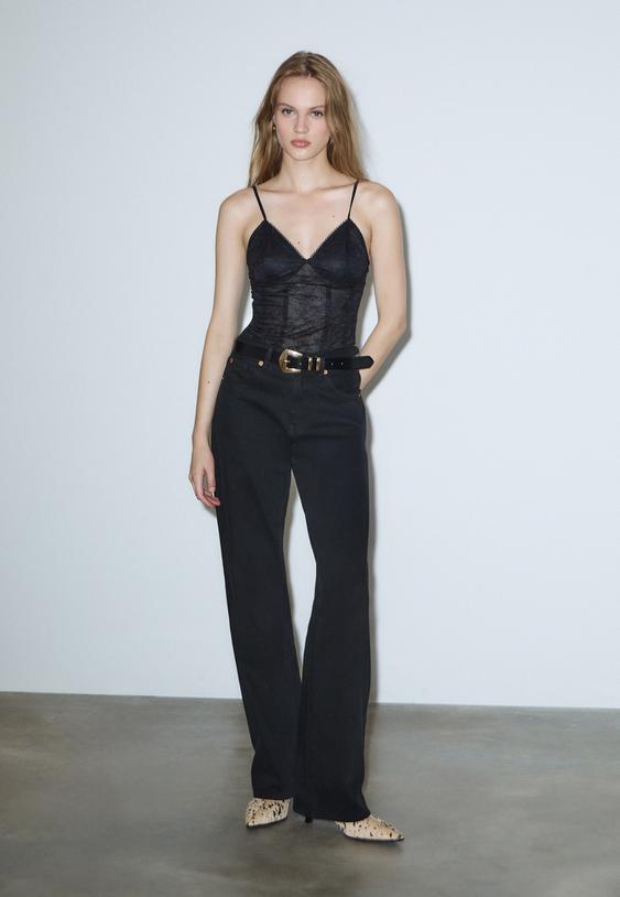 body-mit-spaghettitragern-und-spitze