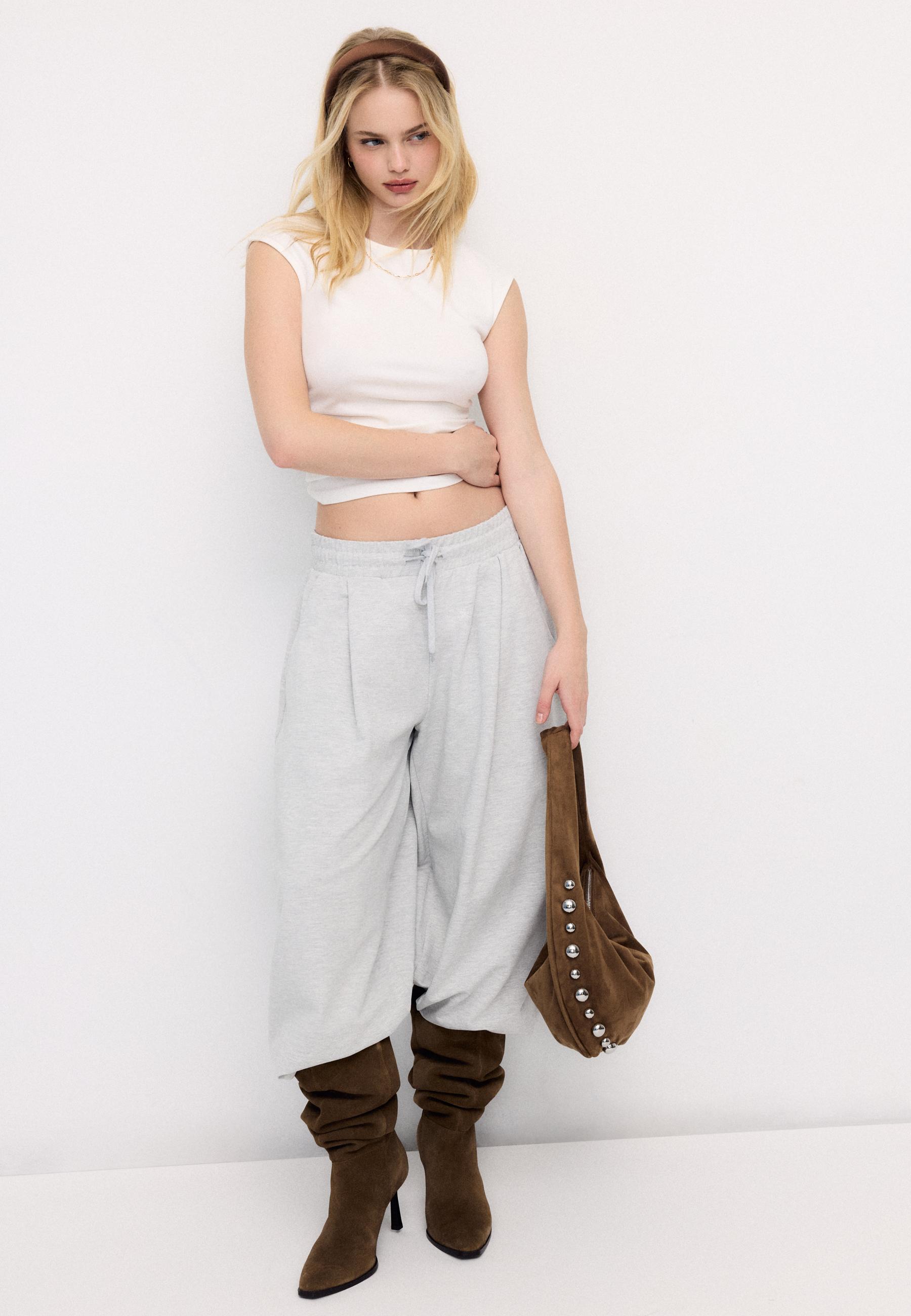 Basic fitted büzgülü t-shirt - Görsel 3