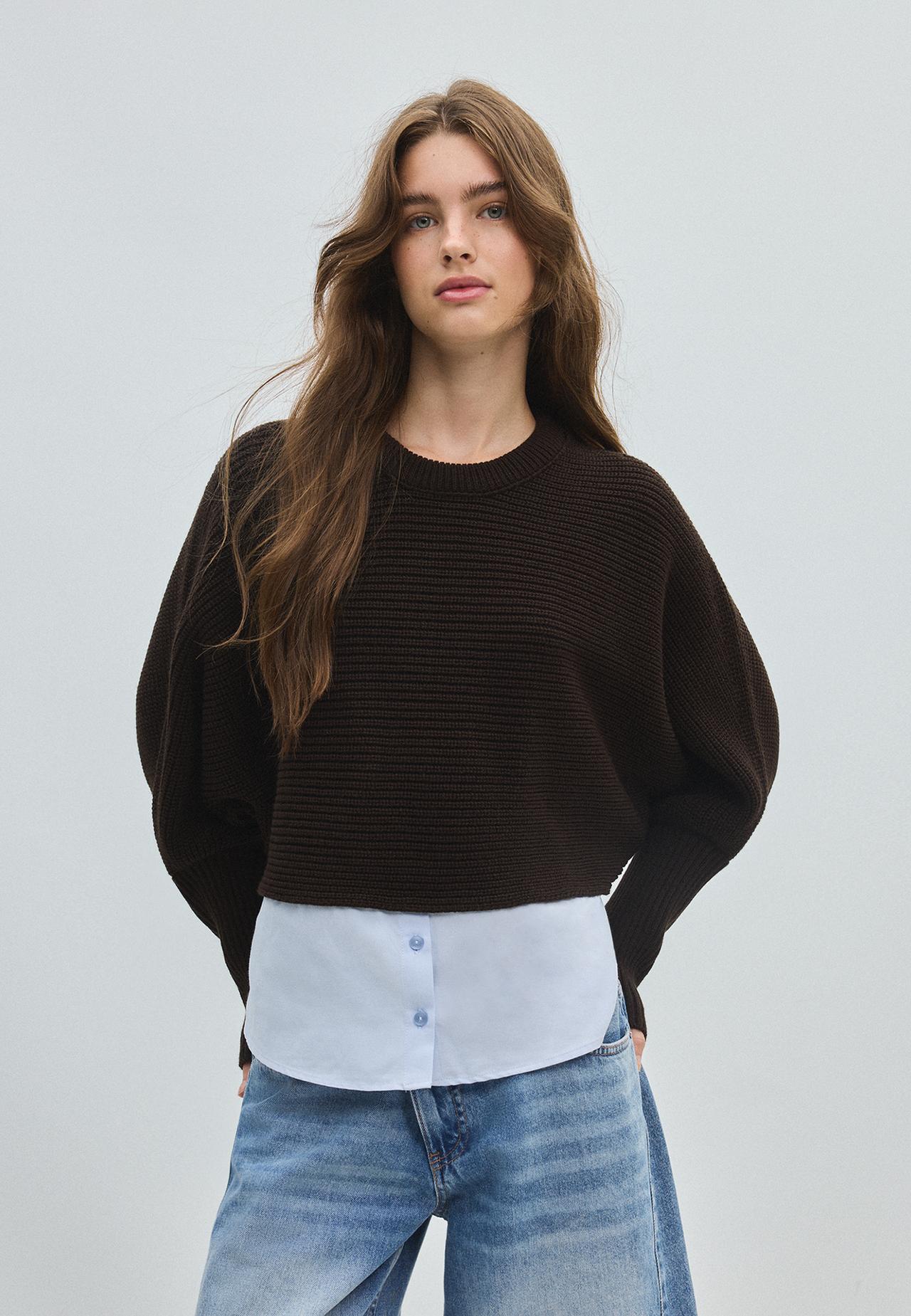 Mixed-fabric batwing sleeve knit jumper — Brown