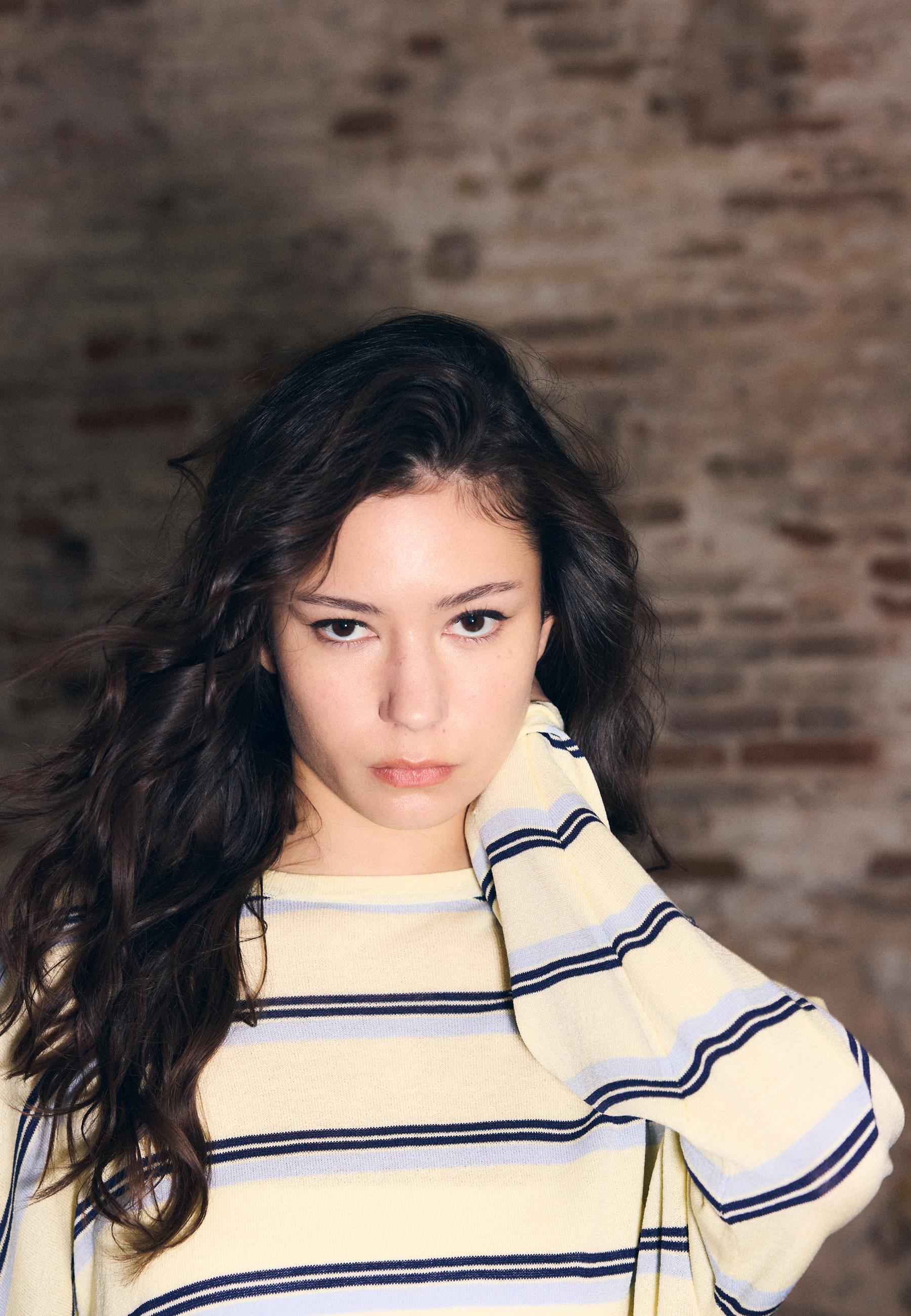 Fine knit striped jumper — Pastel yellow