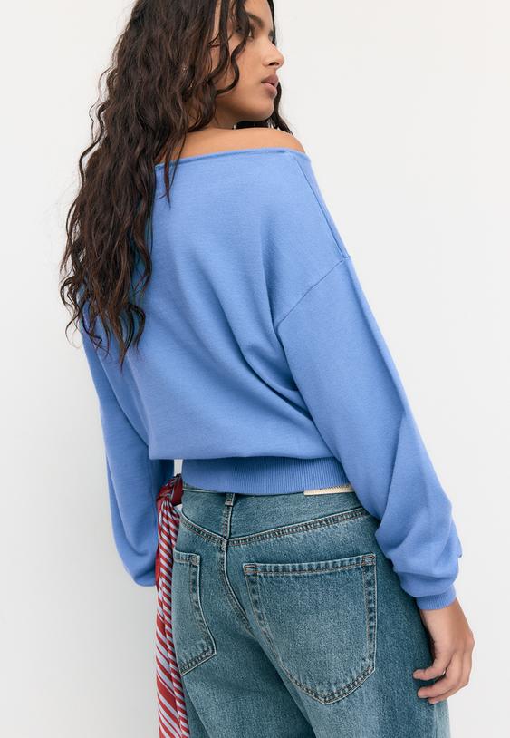 Асиметричен Трикотажен Пуловер