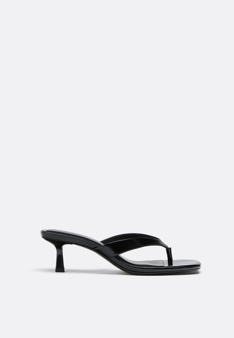 Stradivarius Πέδιλα Με Τακούνι Thong Μαύρο 40
