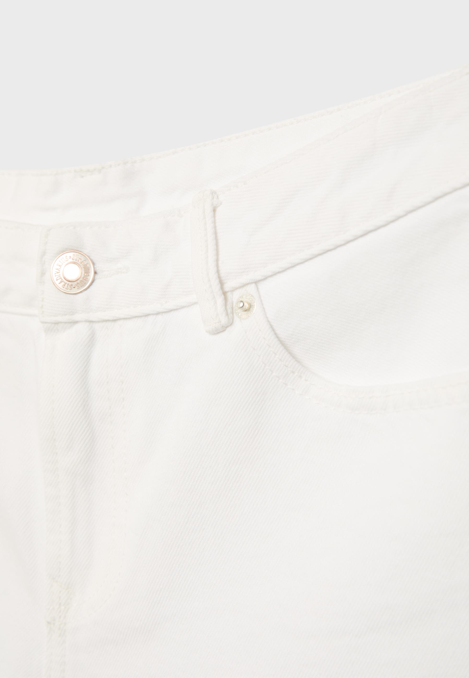 D79 Low-waist denim shorts