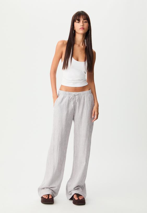 pantaloni fluidi a righe con lino