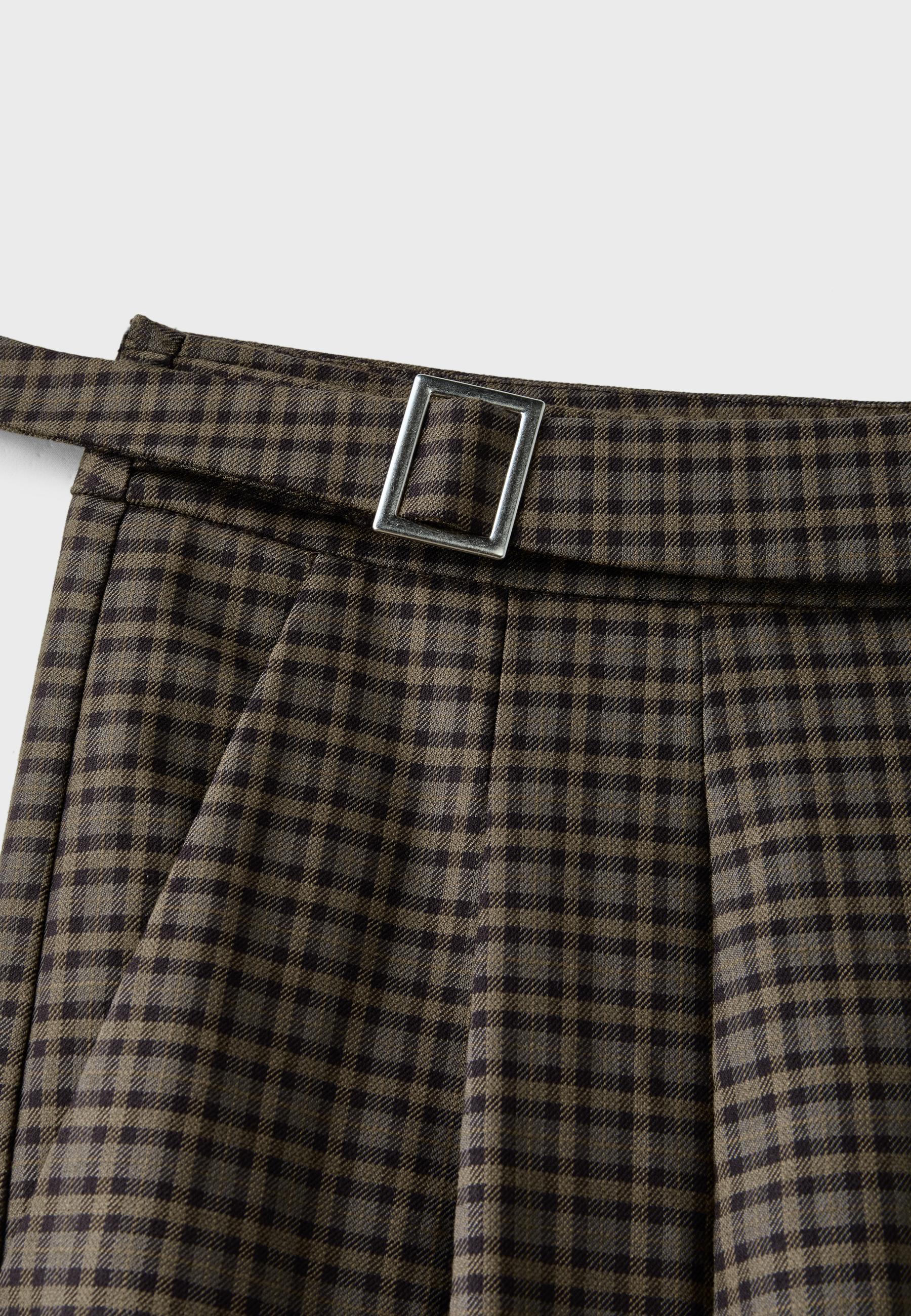 Balloon trousers with buckle — Beige