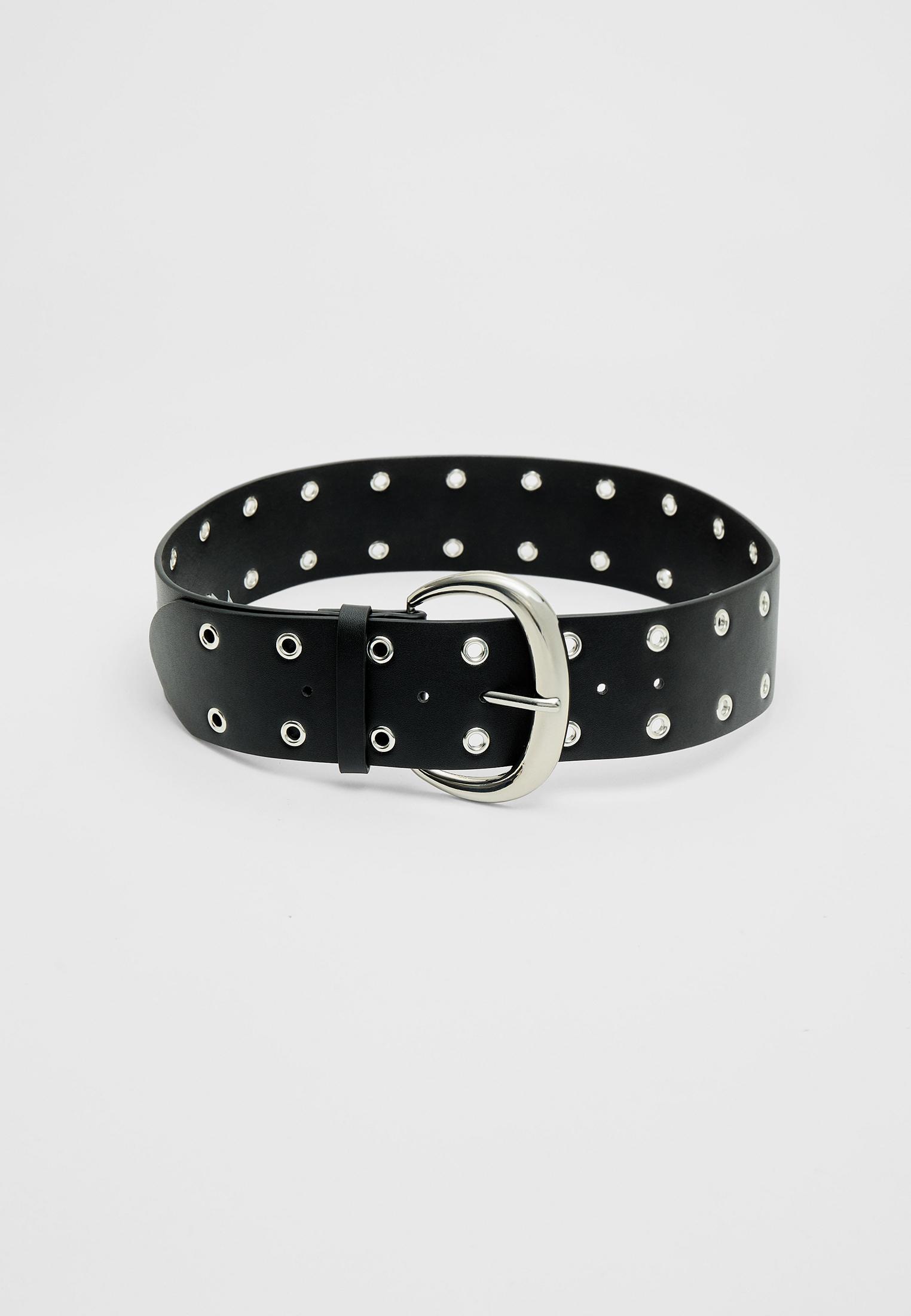 Wide belt with eyelets