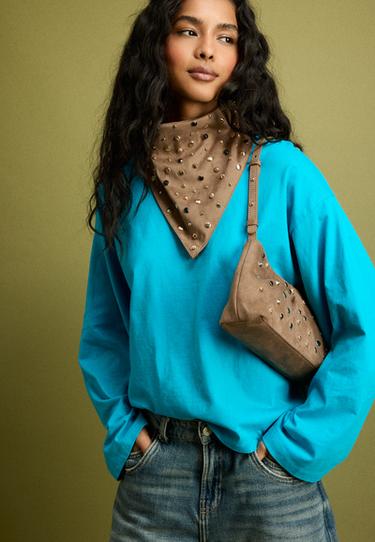 Studded shoulder bag — Pale camel 4