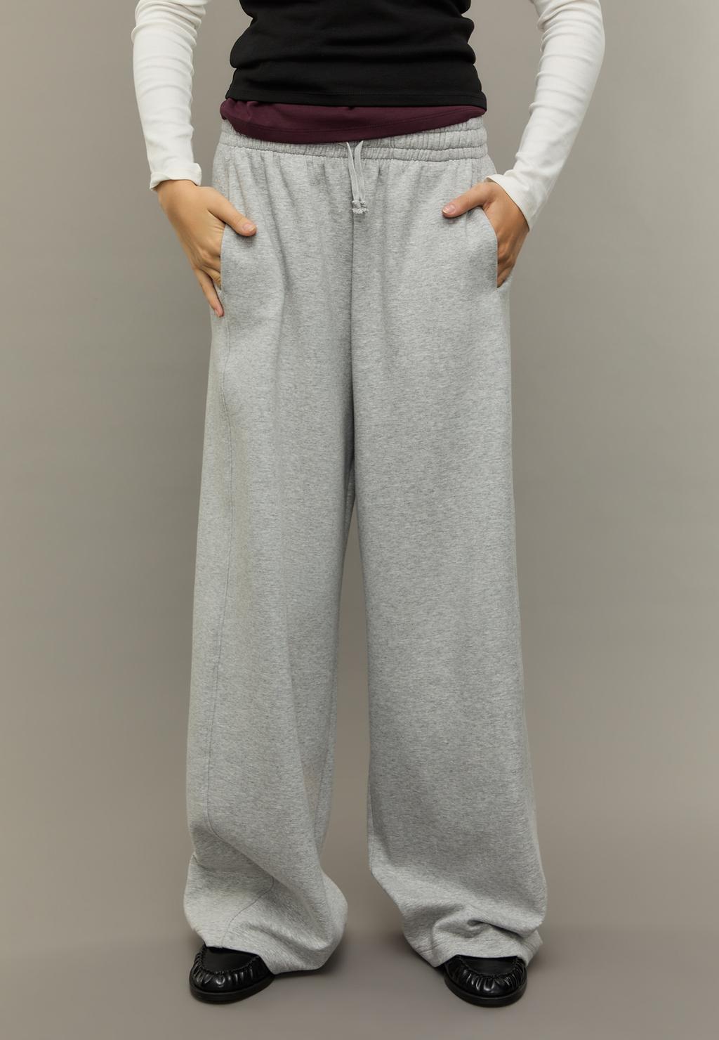 Balloon barrel jogger trousers