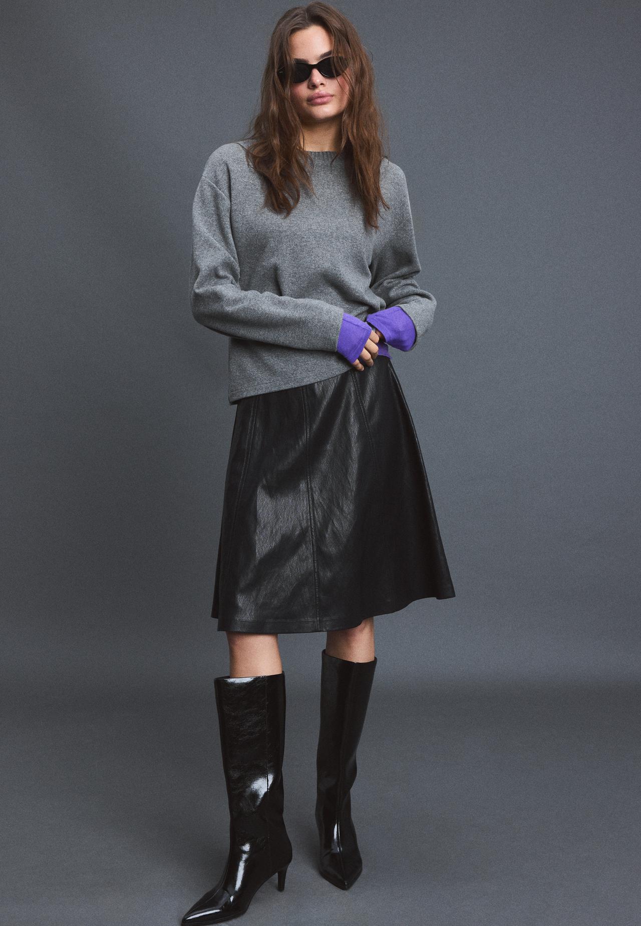 Knit round neck T-shirt — Dark grey