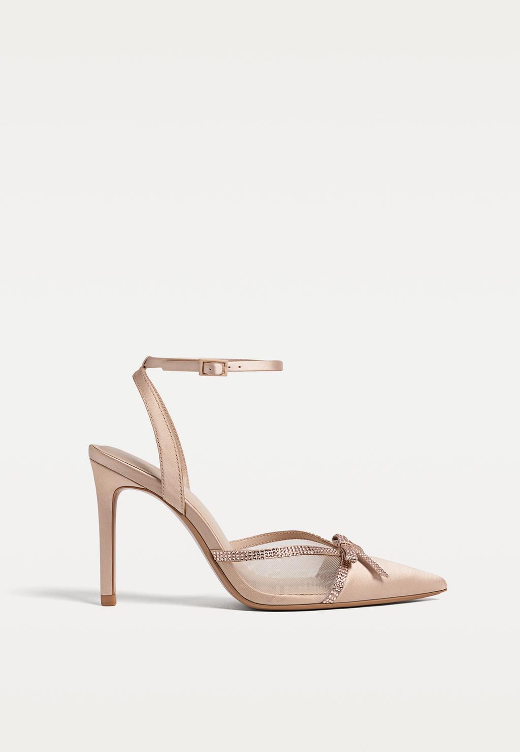High-heel shoes with rhinestones