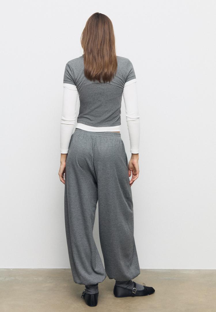 jogger balloon rayas