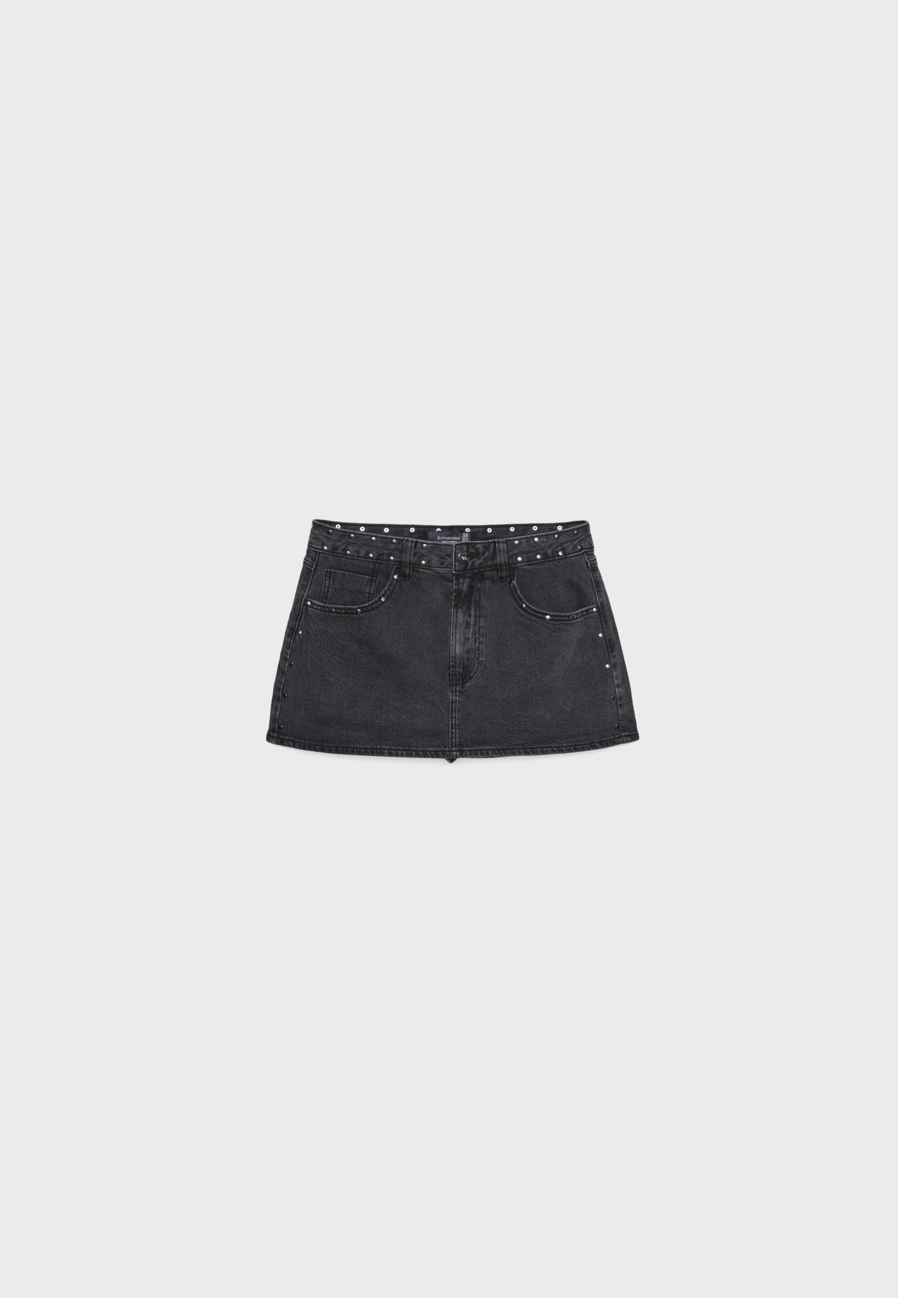 D62 studded denim skort — BLACK DENIM WASHED EFFECT