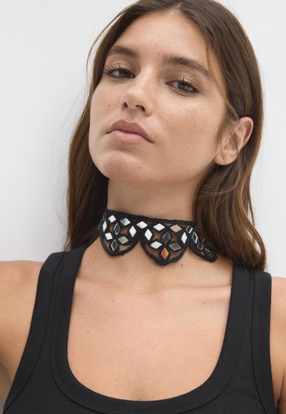 choker met spiegels en golvend design
