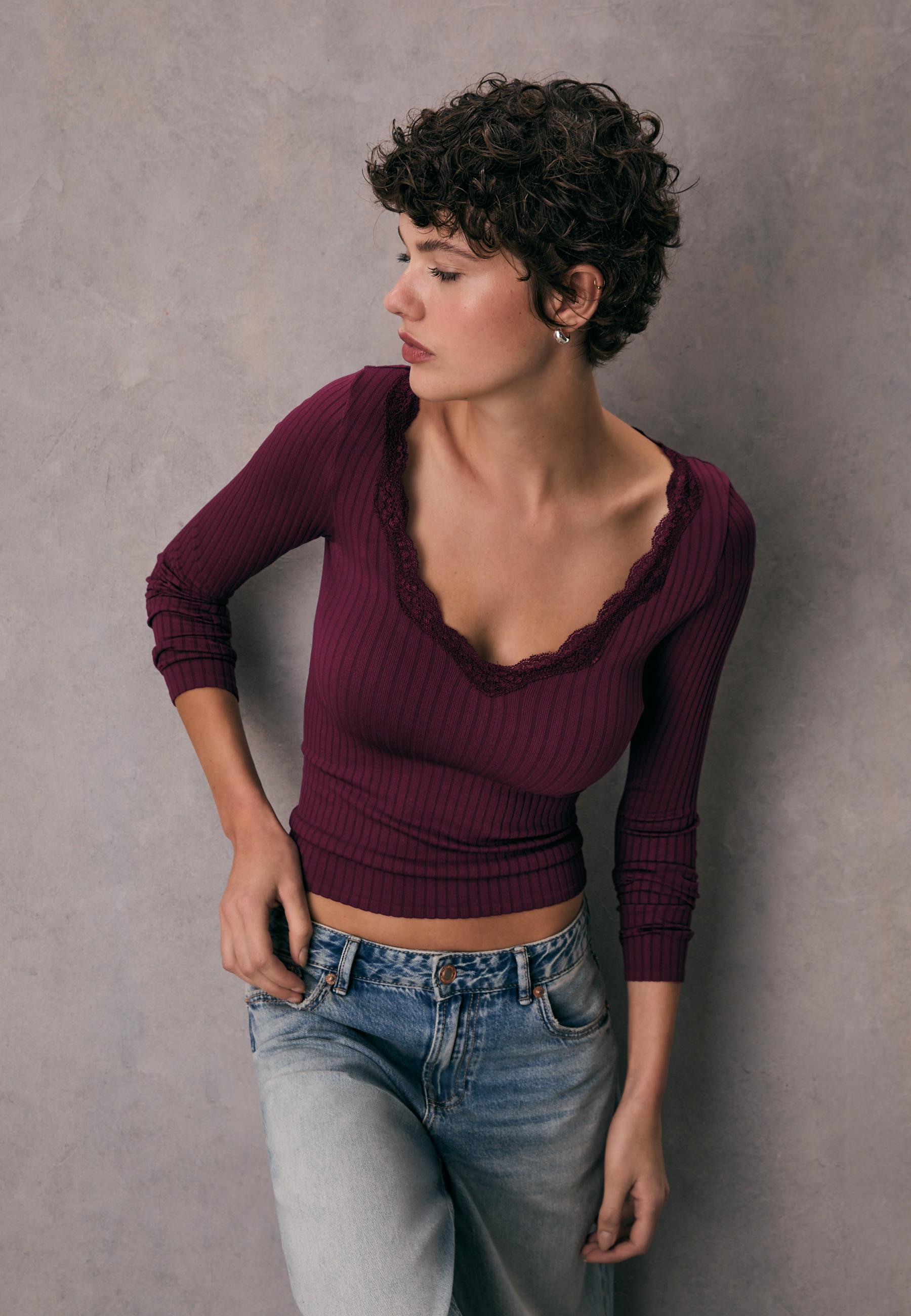 Seamless lace top — Purple