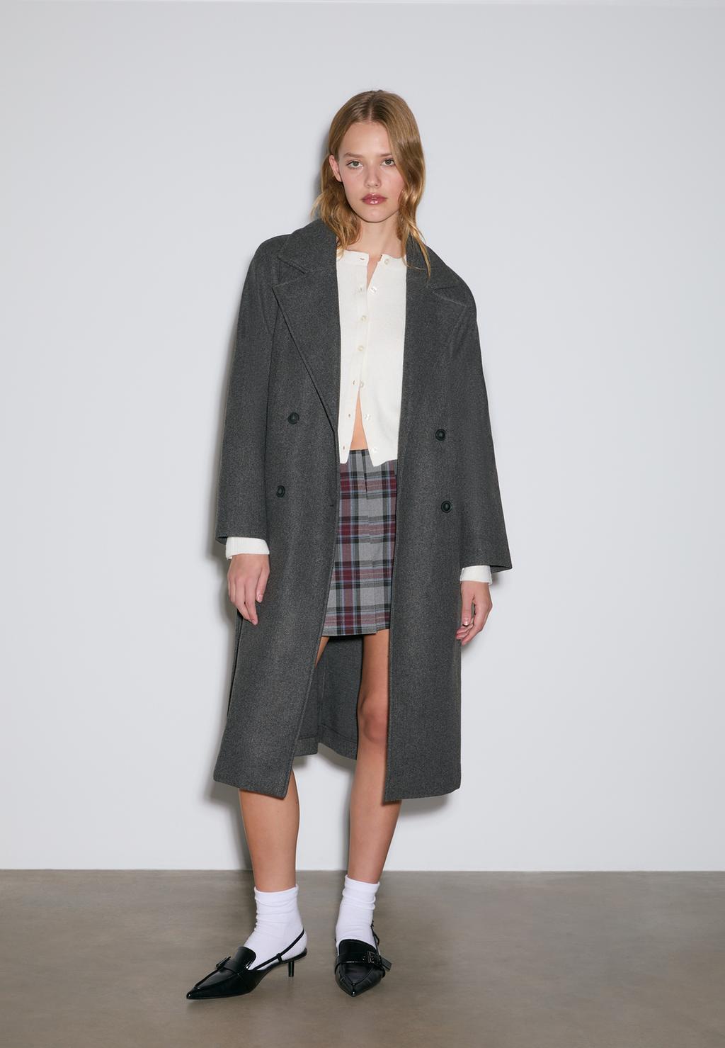 Abrigo trench tacto suave