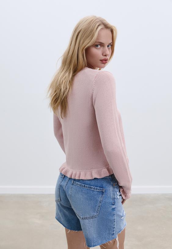 chaqueta punto botones volantes