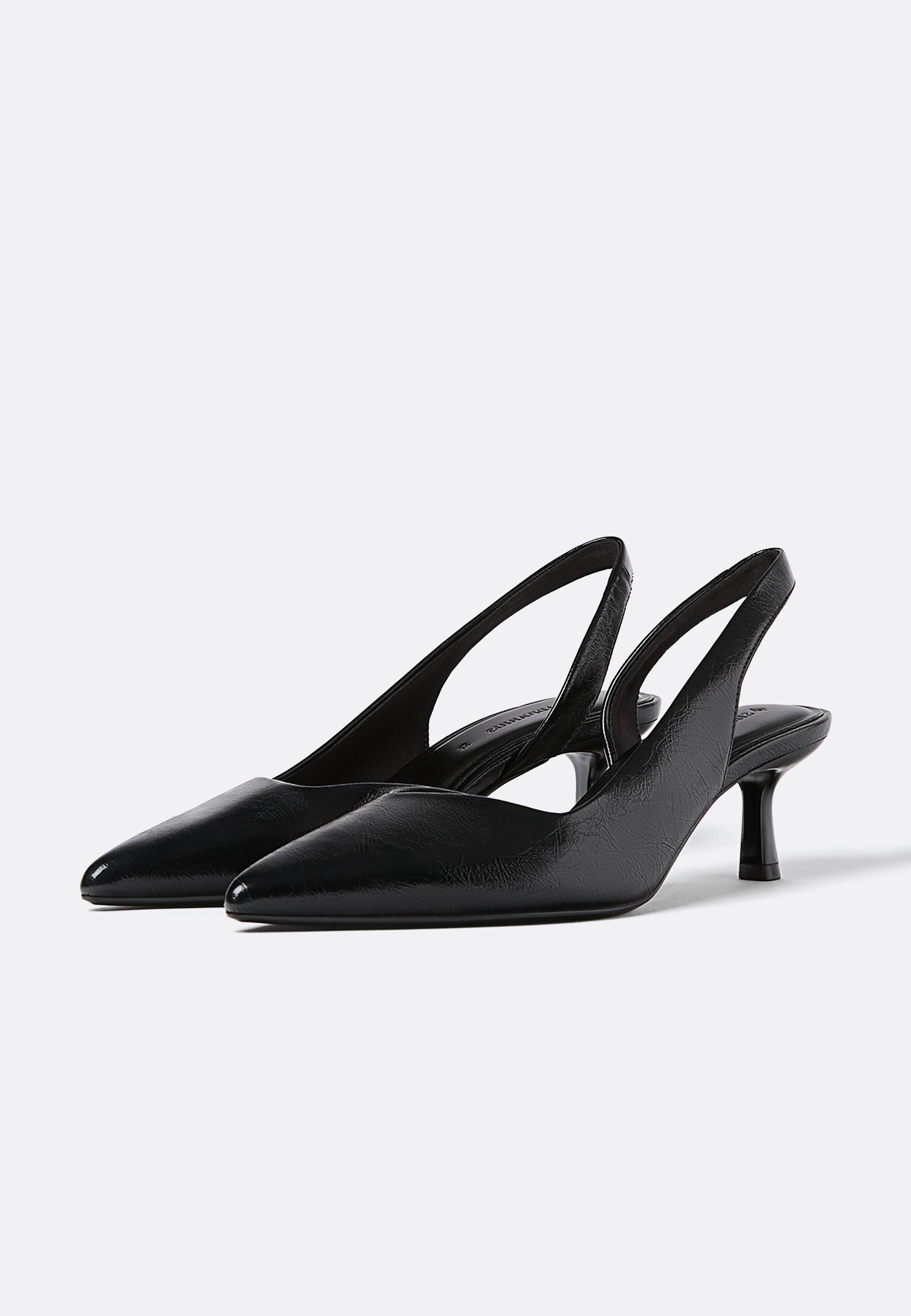 Basic kitten heel shoes — BLACK