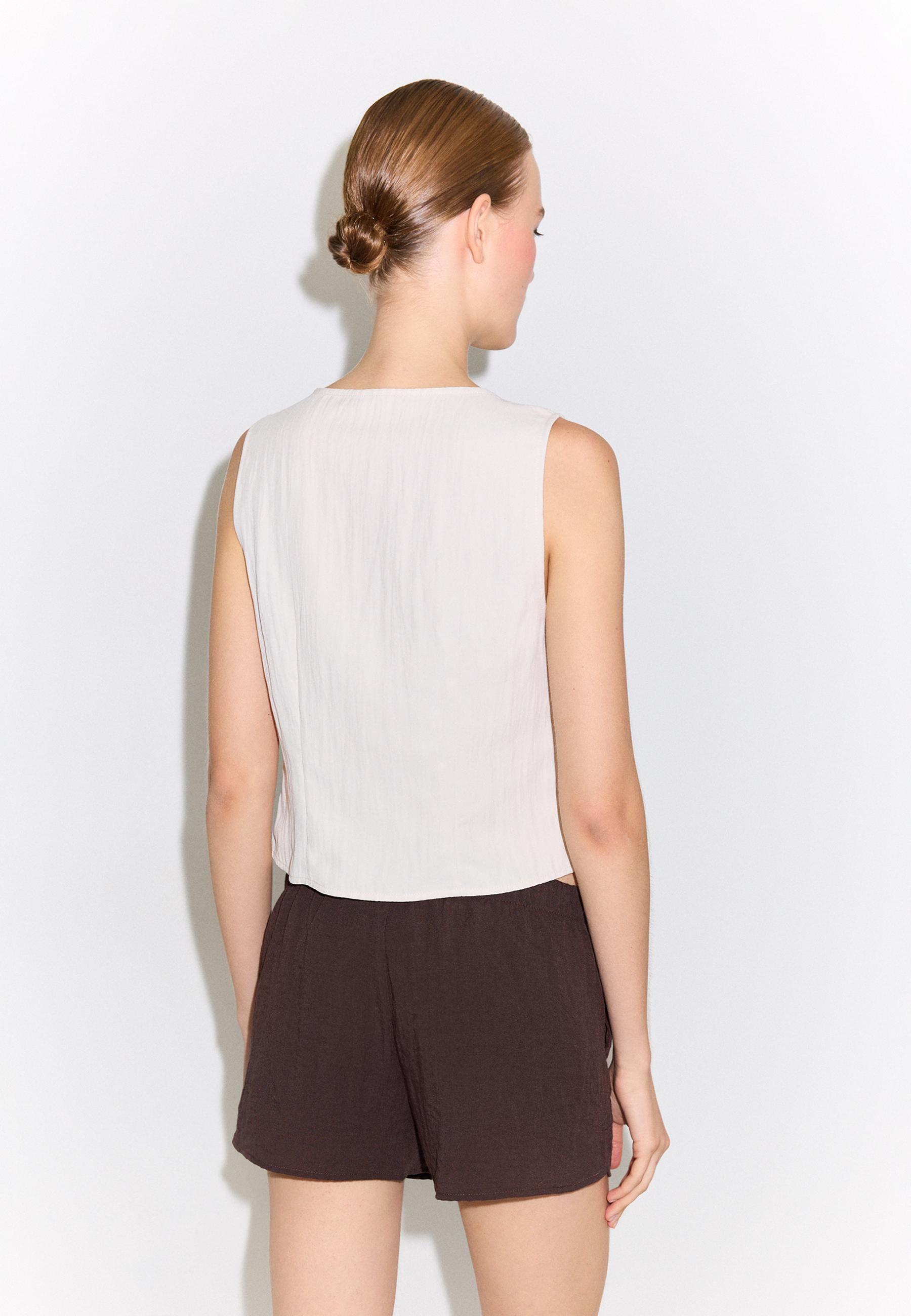 Regular buttoned waistcoat — Stone