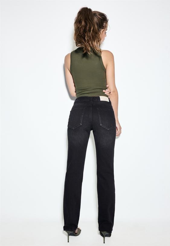 Stradivarius D98 Straight-Leg Jeans Light Bleach 12