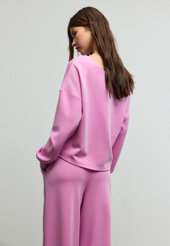 felpa spalla scoperta tessuto morbido