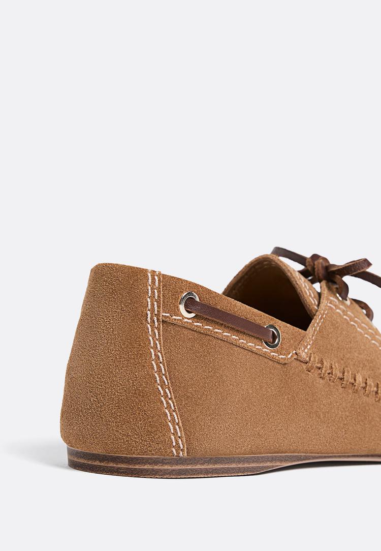 mocasin piel cordones
