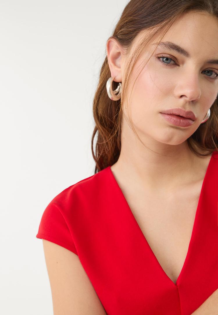 robe midi col en v froncee