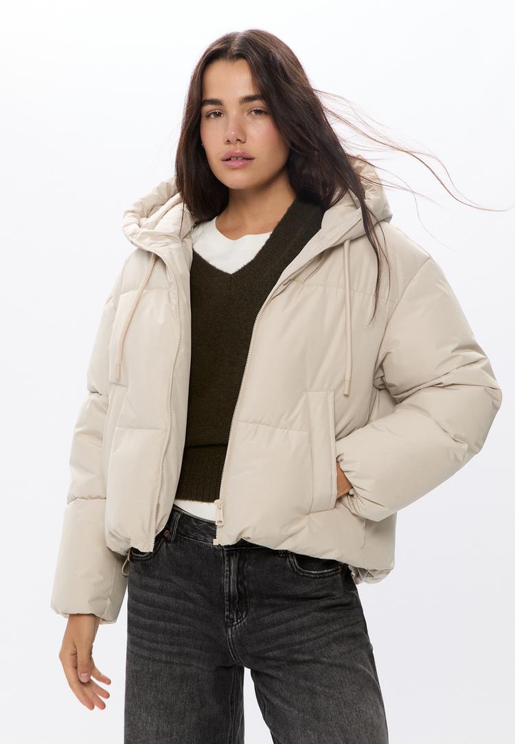 cazadora acolchada oversize capucha
