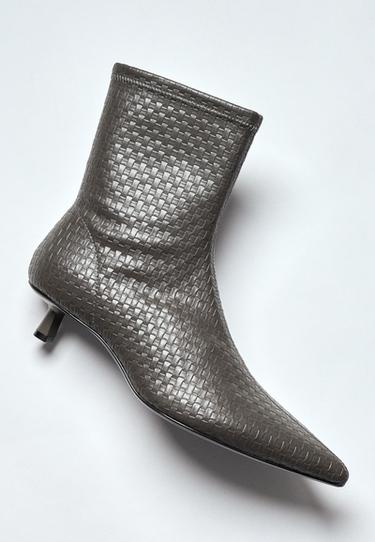 Braided leather effect ankle with kitten heel — GREY 1