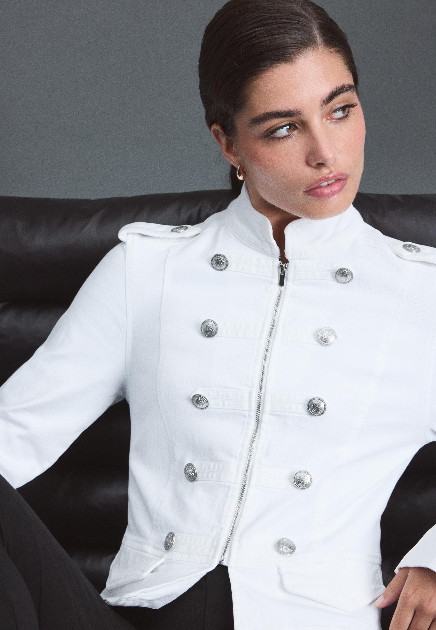 Buttoned denim jacket — White