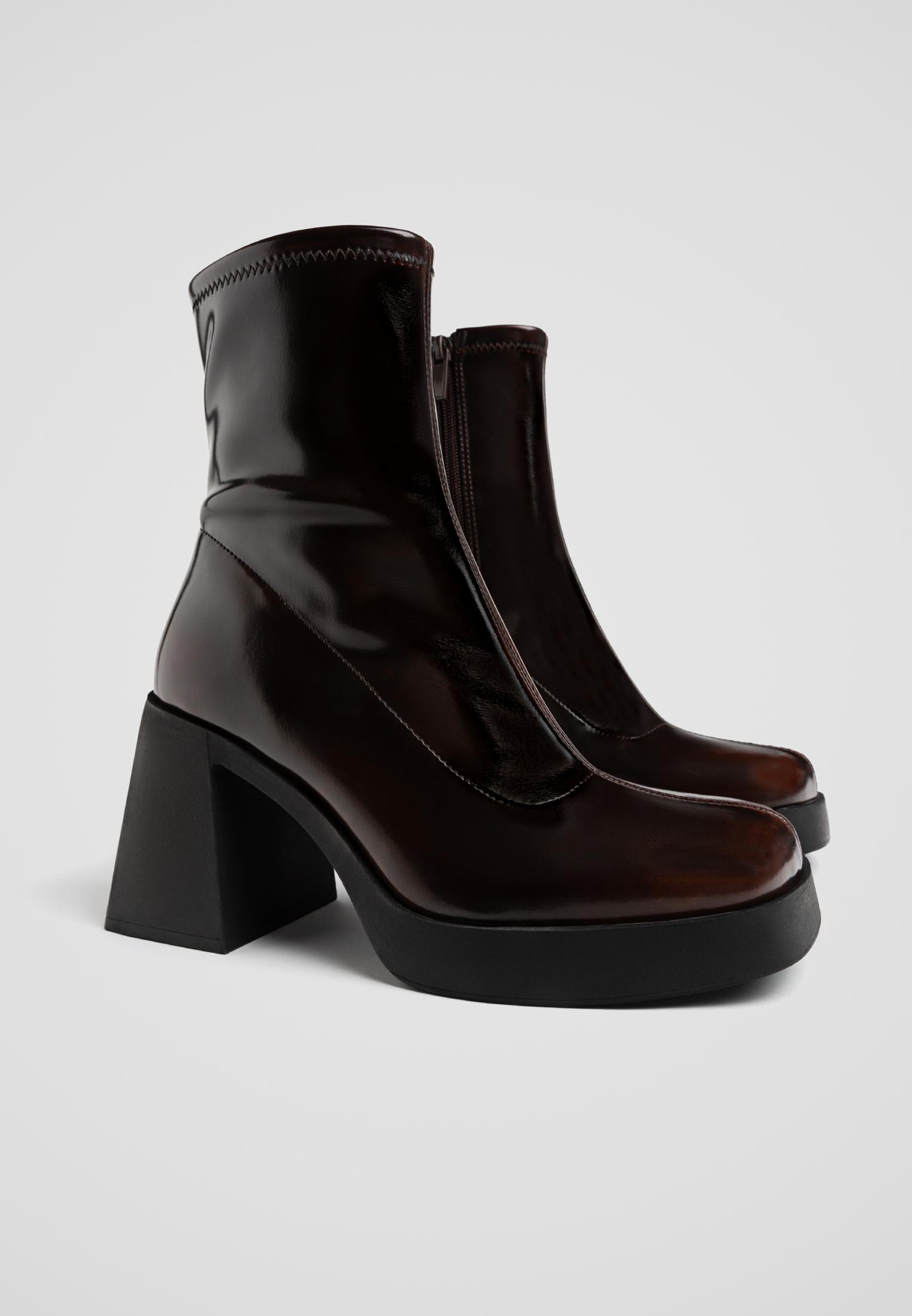 Platform heel ankle boots Women s fashion Stradivarius Canada