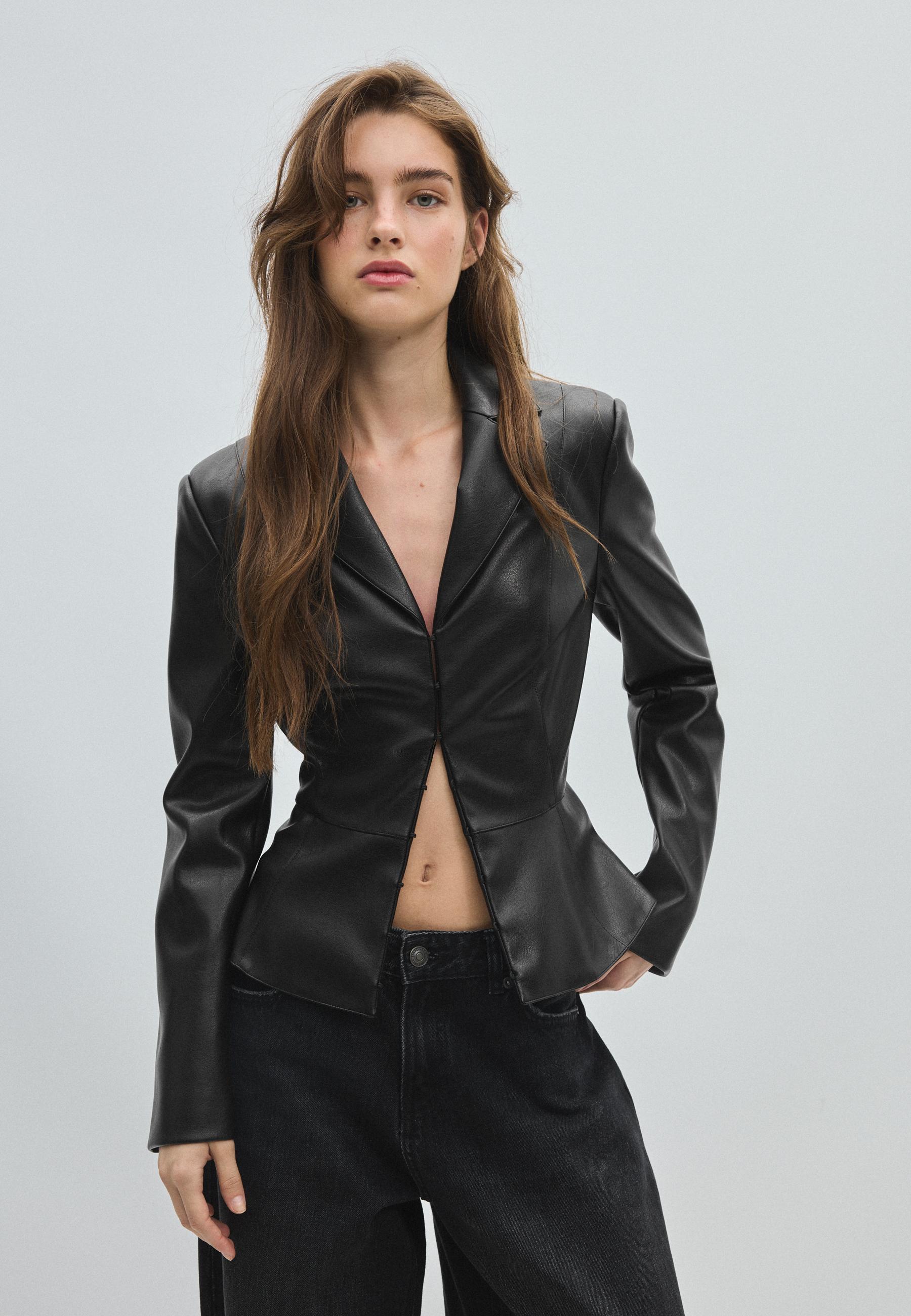 Leather effect peplum blazer — Black