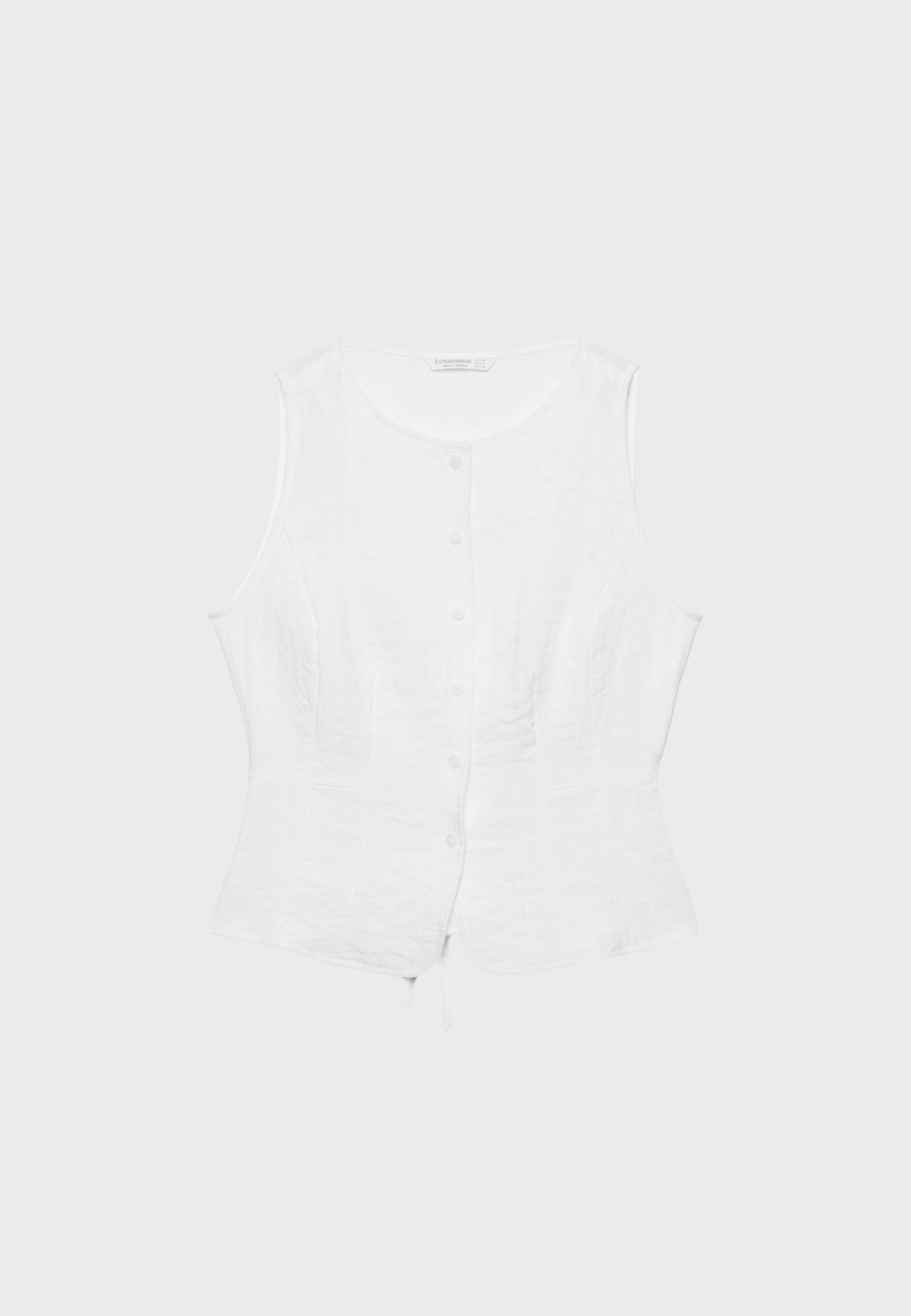 Buttoned waistcoat — Ecru