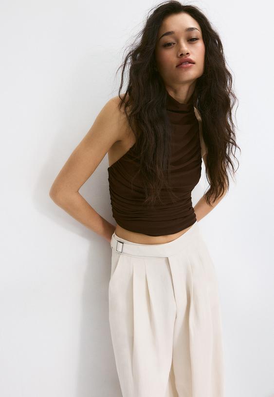 Stradivarius Balloon Trousers With Buckle Ecru 4