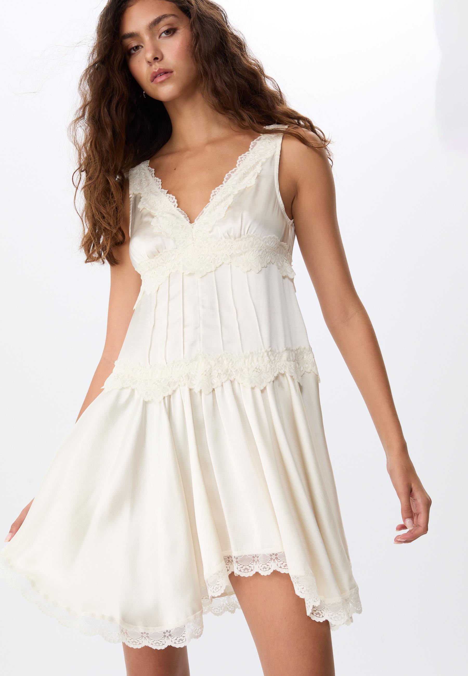 Lace-trimmed mini dress