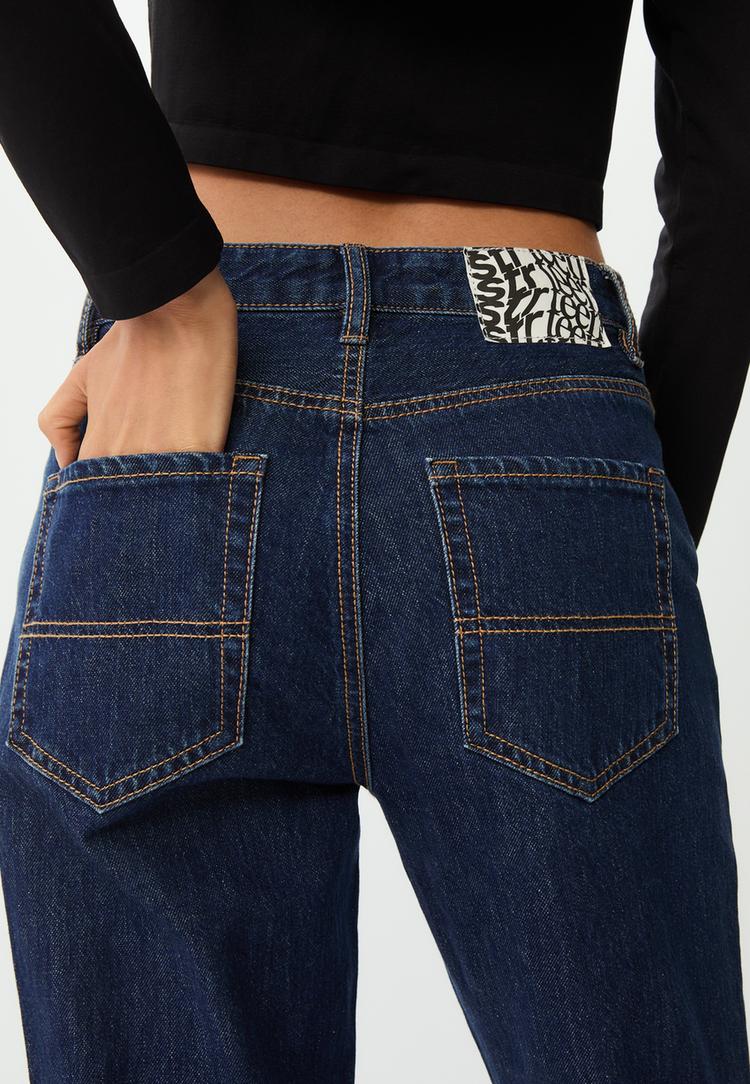 jeans straight fit