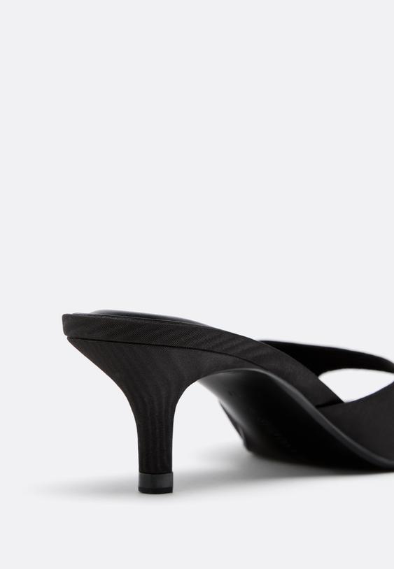 Stradivarius Heeled Mule Sandals Black 7