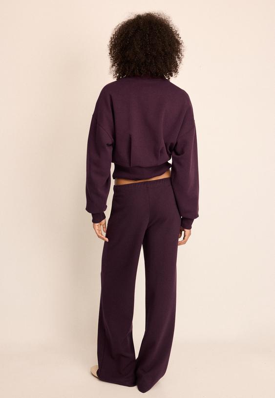 joggerhose-mit-weitem-bein