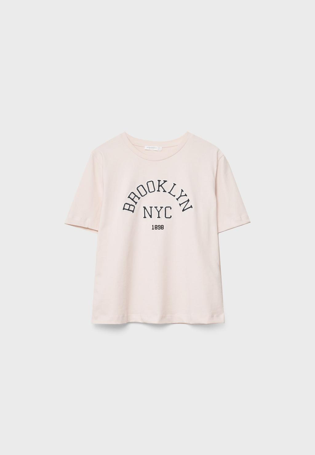 Camiseta bordado texto