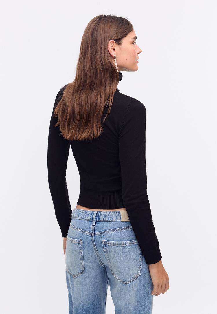 maglione basic in maglia a collo alto