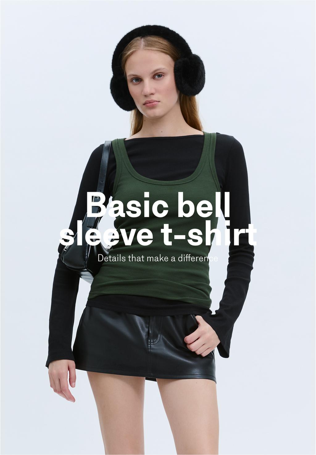 Camiseta básica manga acampanada