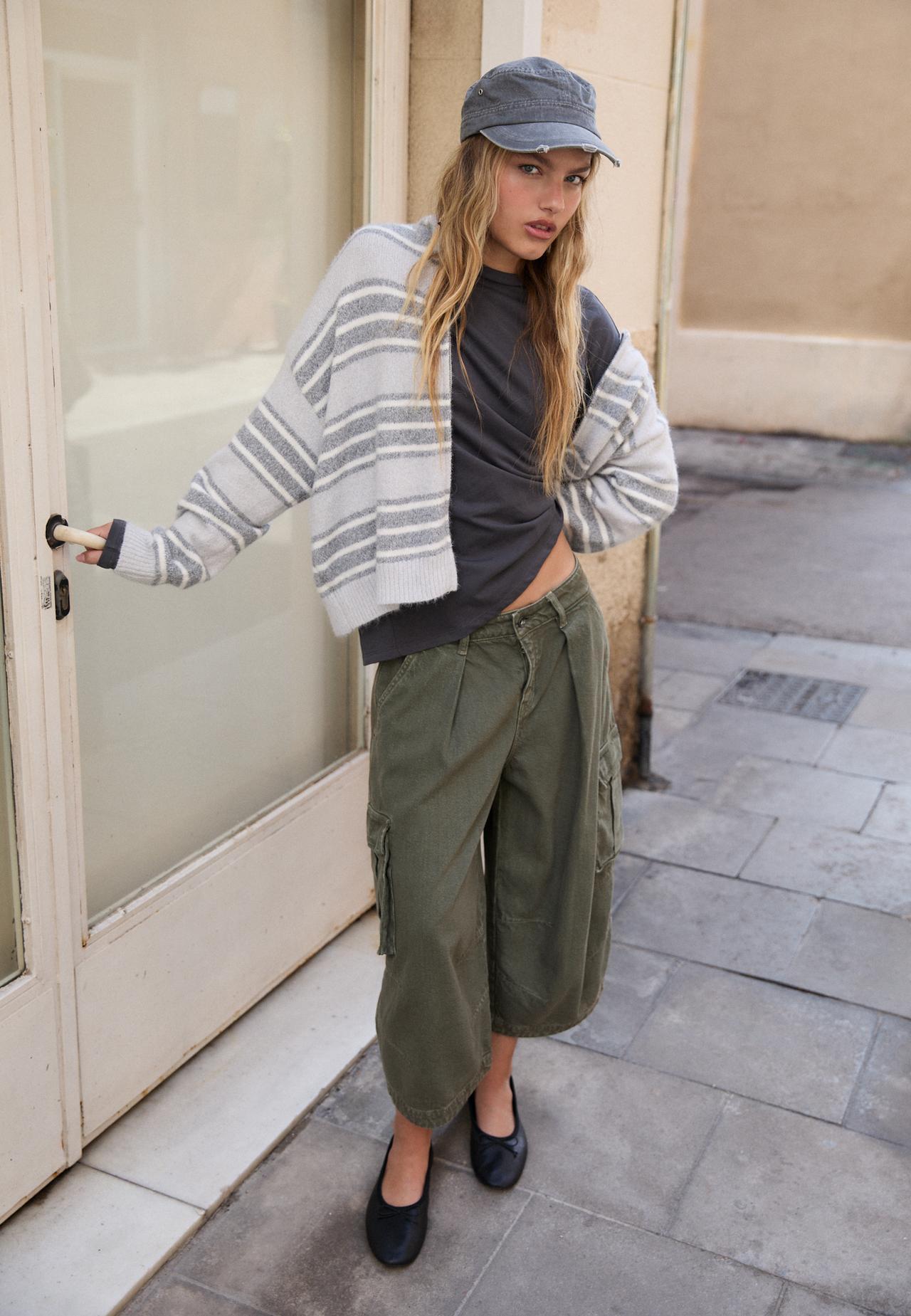 Twill cargo Bermuda shorts — Khaki