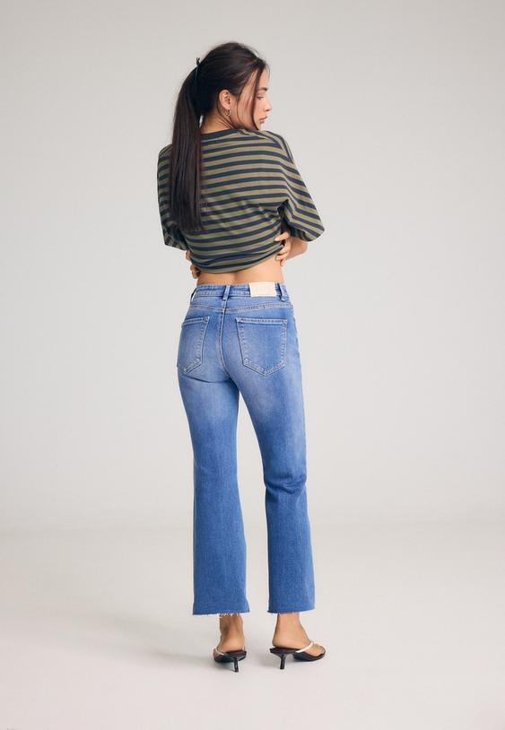 d78 jeans cropped flare