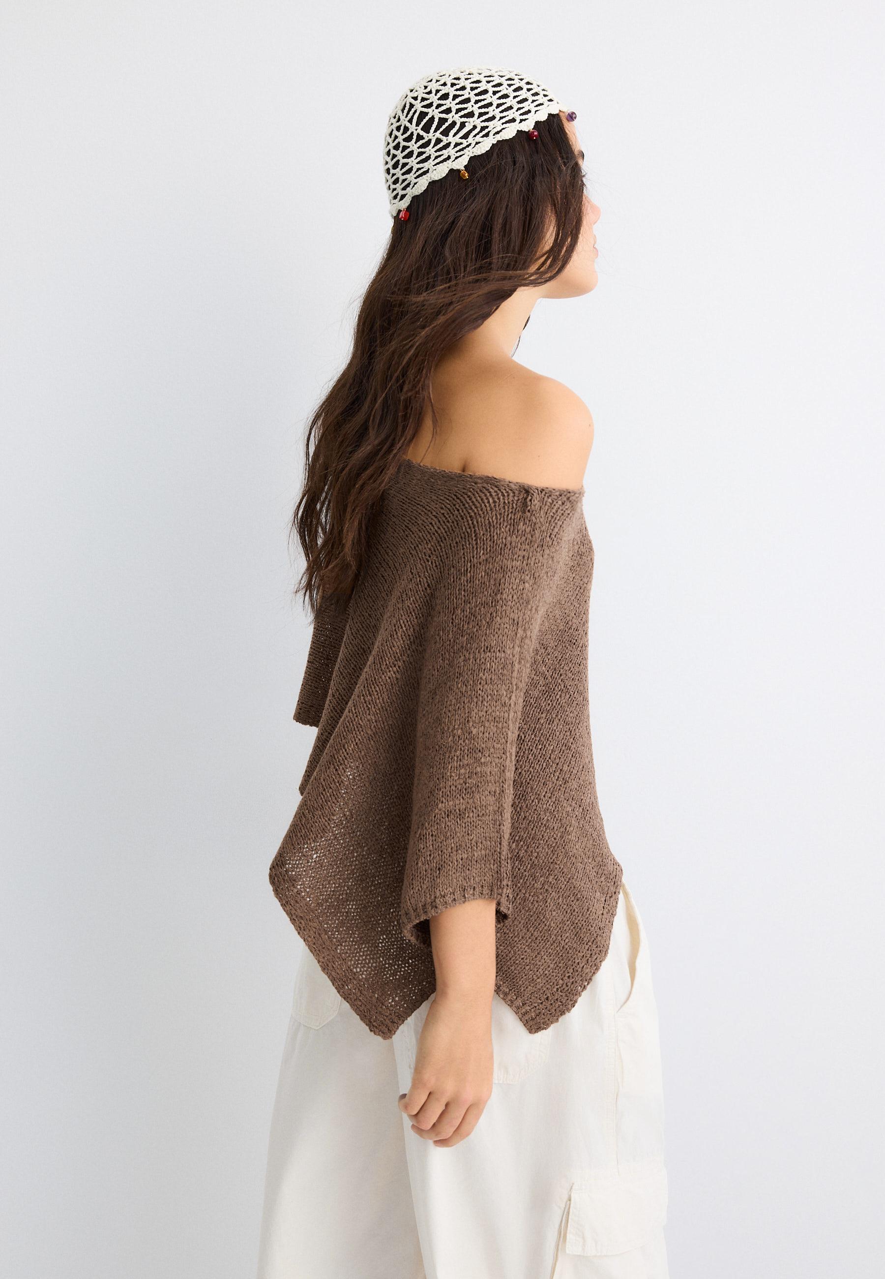Basic cape knit jumper — Brown