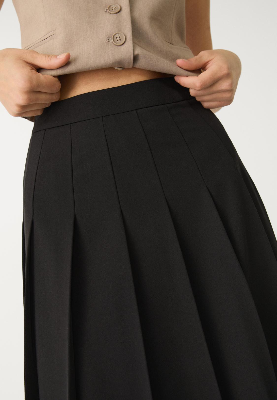 Stradivarius Jupe Longue Plisséen Cuir Stradivarius Mini-jupe