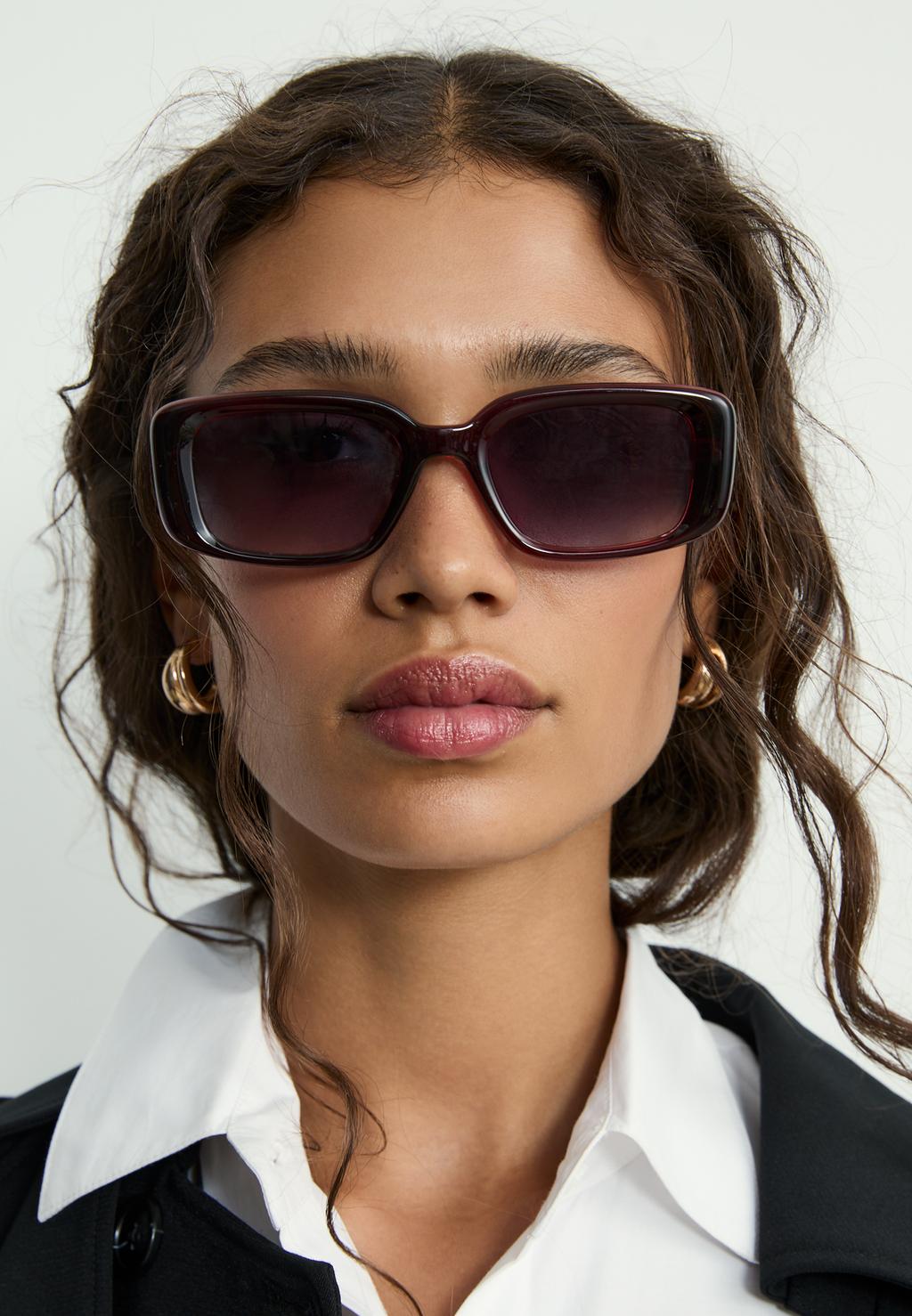 Tortoiseshell rectangular sunglasses