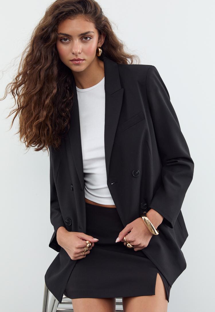 double breasted buttoned blazer