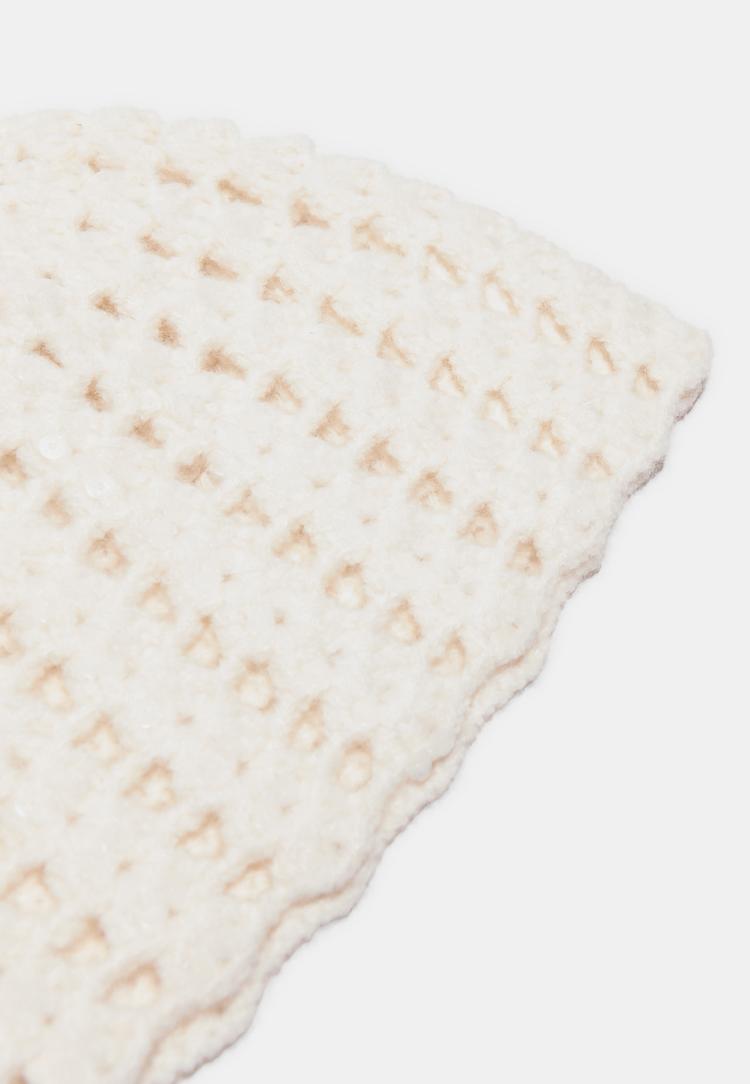 Stradivarius Κροσέ Κασκέτο Με Παγέτες Εκρού Os φωτογραφία